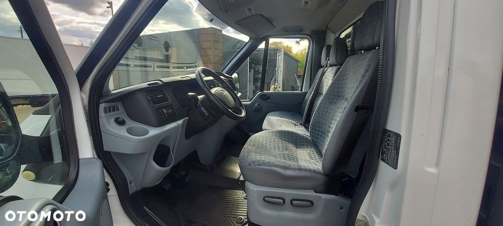 Ford TRANSIT - 11