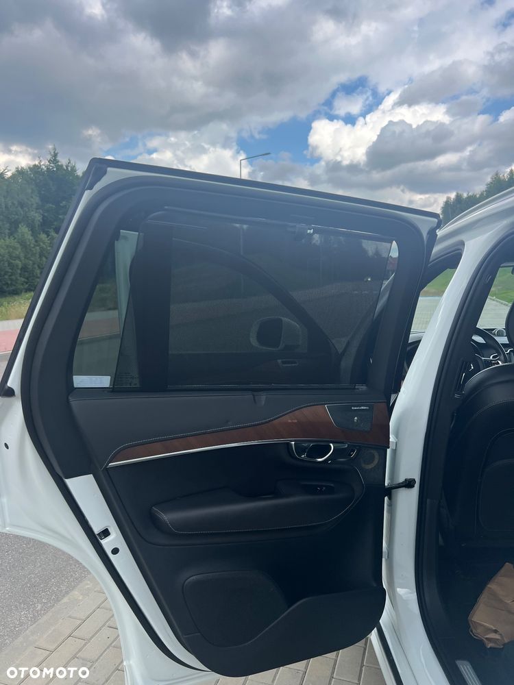 Volvo XC 90 T8 AWD Plug-In Hybrid Excellence - 32