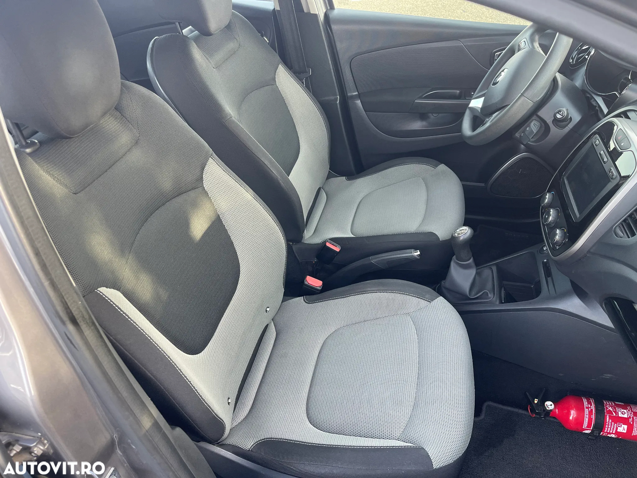 Renault Captur TCe Turbo Stop/Start Dynamique - 35