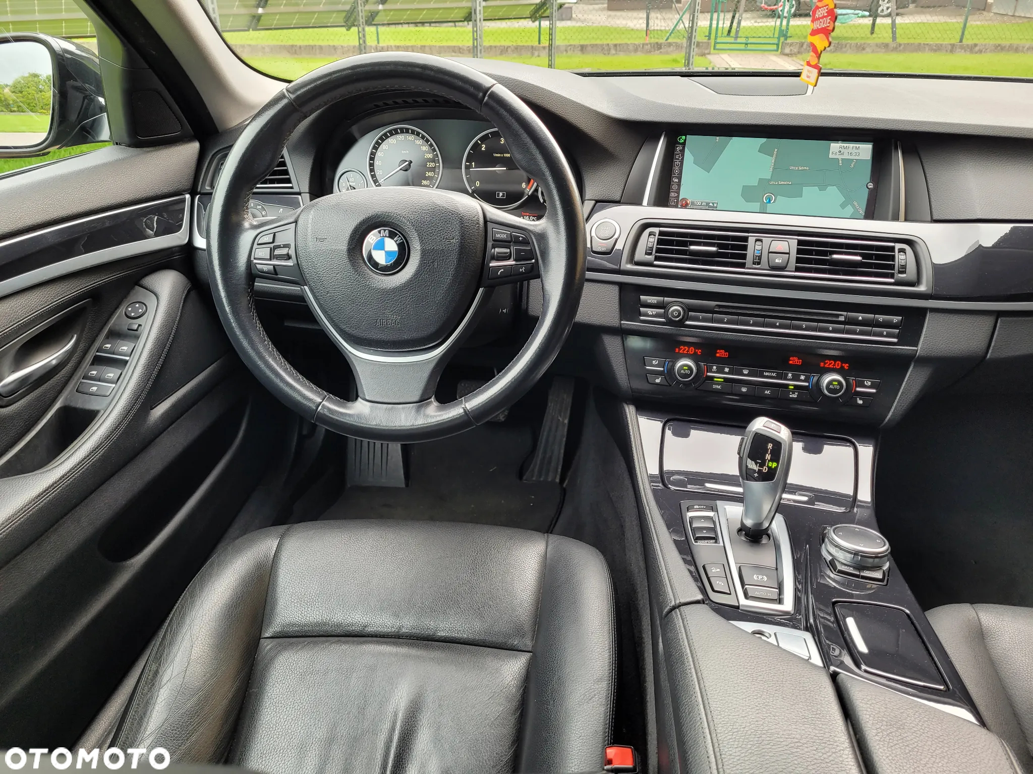 BMW Seria 5 520d xDrive Touring Sport Line - 14