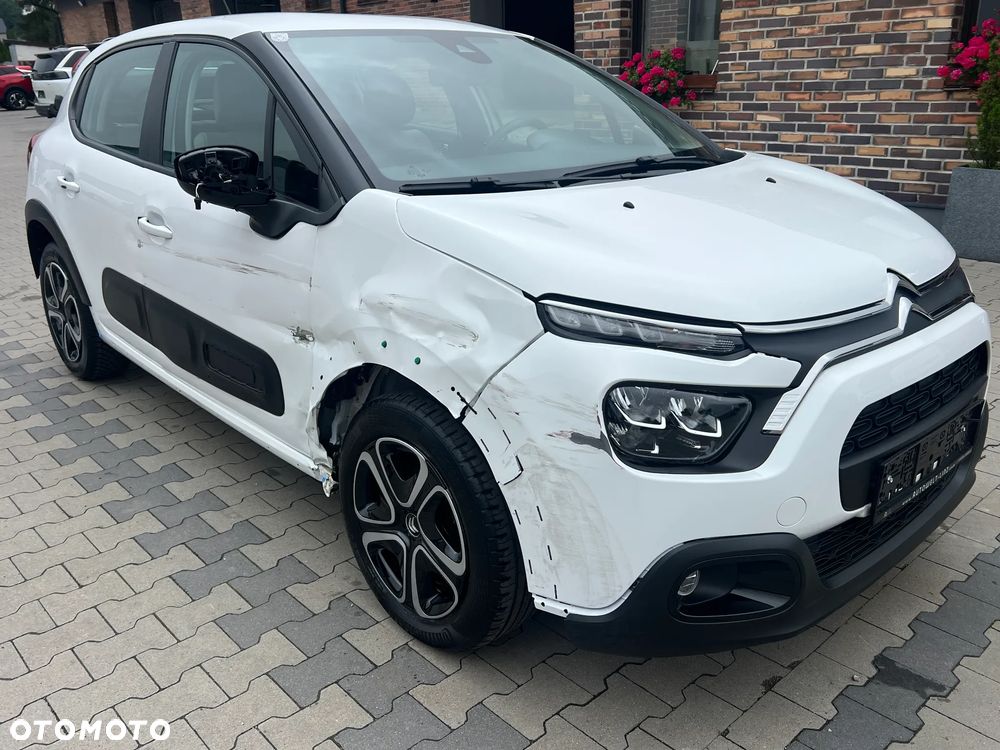Citroën C3 1.2 PureTech Shine - 3