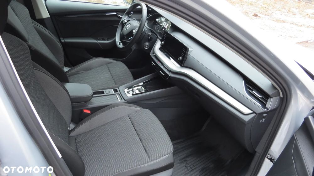 Skoda Octavia 2.0 TDI Ambition DSG - 18