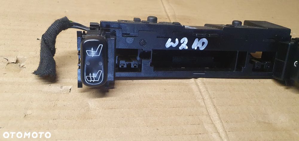 Przełącznik panel grzania foteli Mercedes E-Klasa W210 2108200151 - 3