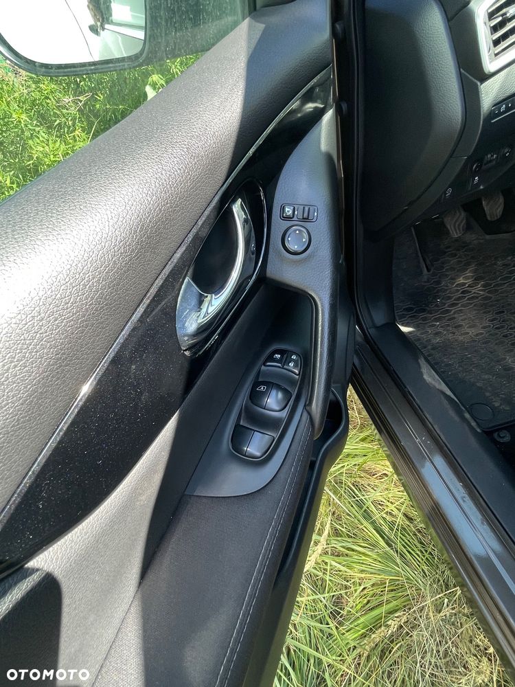 Nissan Qashqai 1.2 DIG-T Tekna EU6 - 9