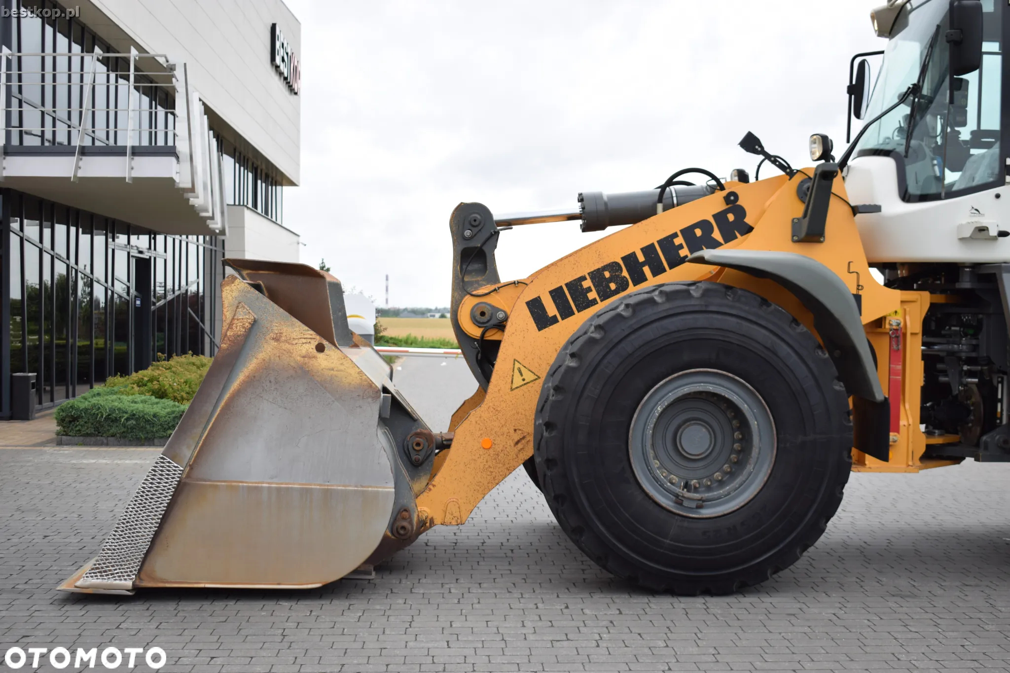 Liebherr L576 XPower - 13
