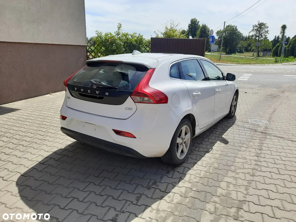 Volvo V40 D2 Powershift - 6
