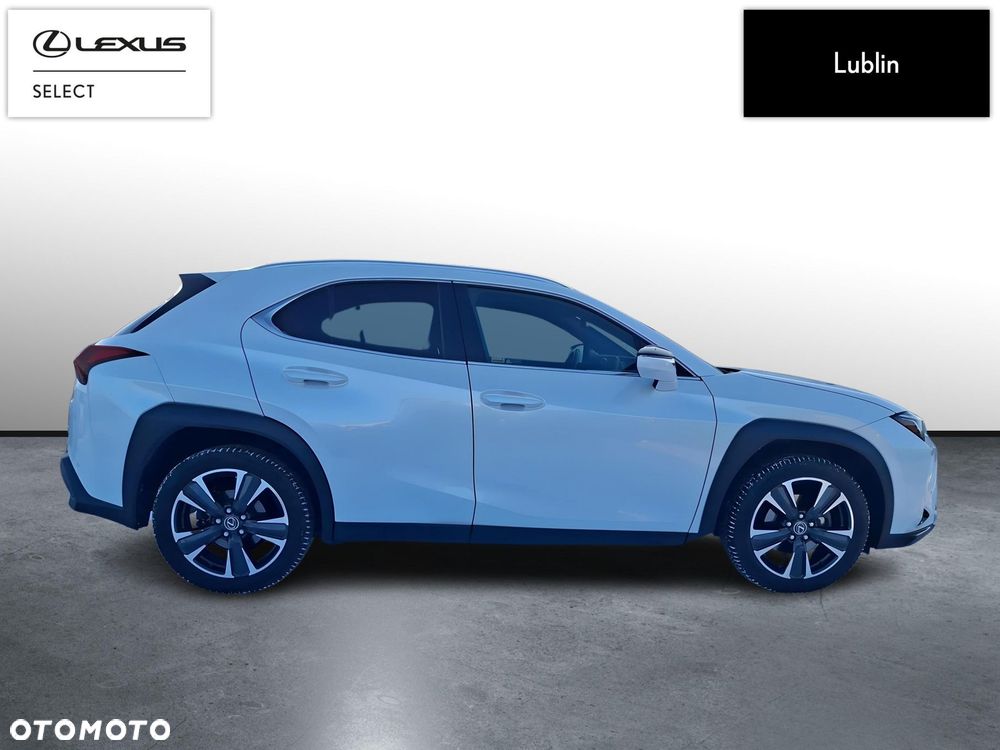Lexus UX - 6