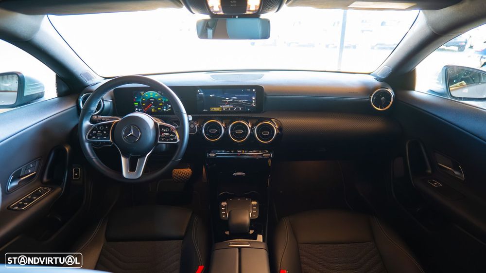 Mercedes-Benz CLA 250 - 21