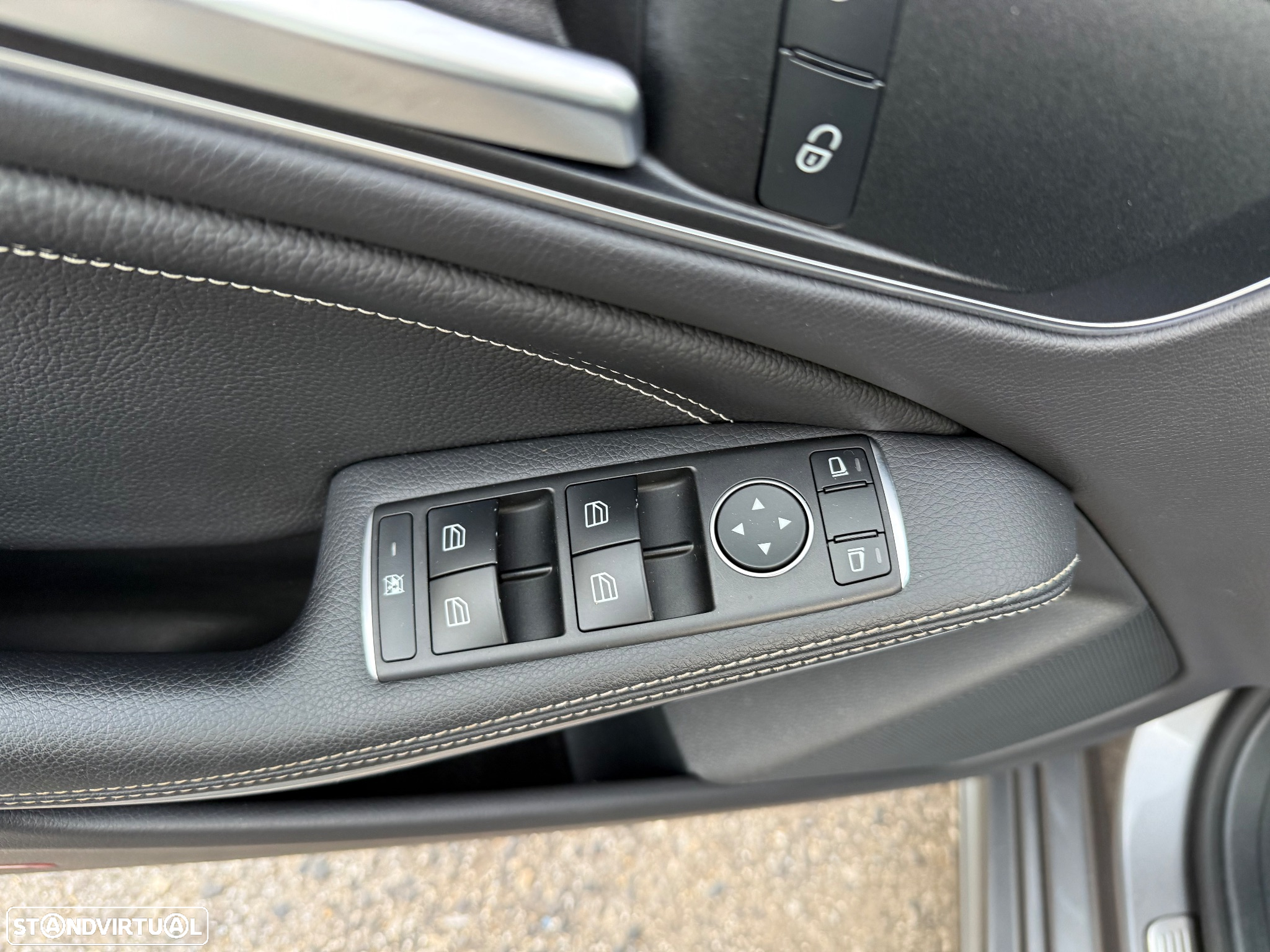 Mercedes-Benz CLA 180 d Shooting Brake - 15