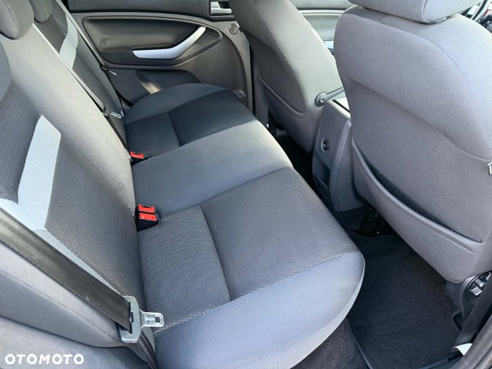 Ford Kuga 2.0 TDCi 4WD Trend - 12