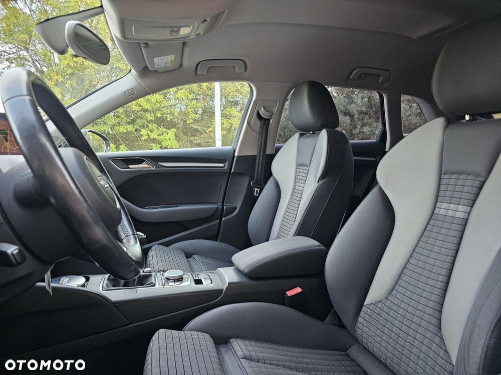Audi A3 Sportback - 19