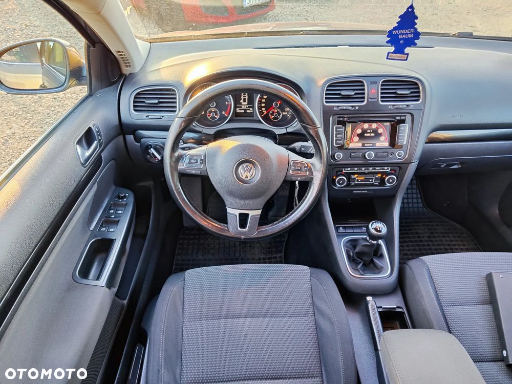 Volkswagen Golf - 18
