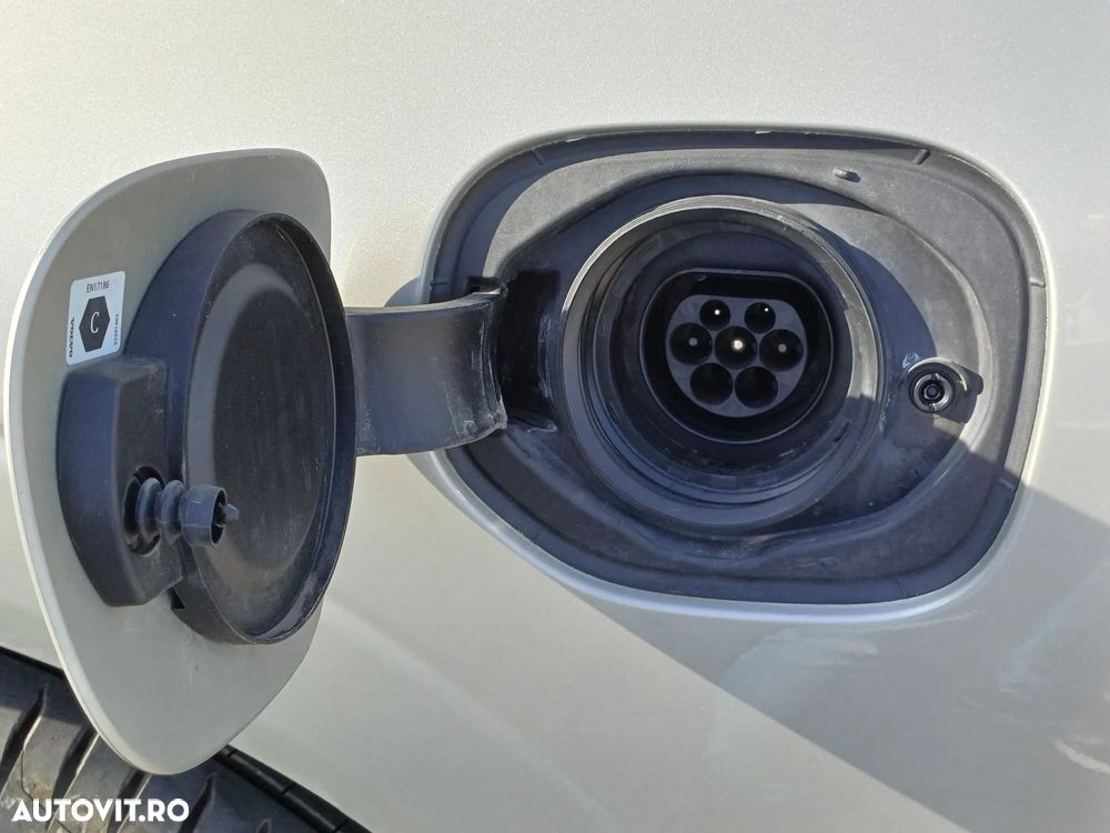 Volvo XC 60 Recharge T8 Twin Engine eAWD Inscription - 12