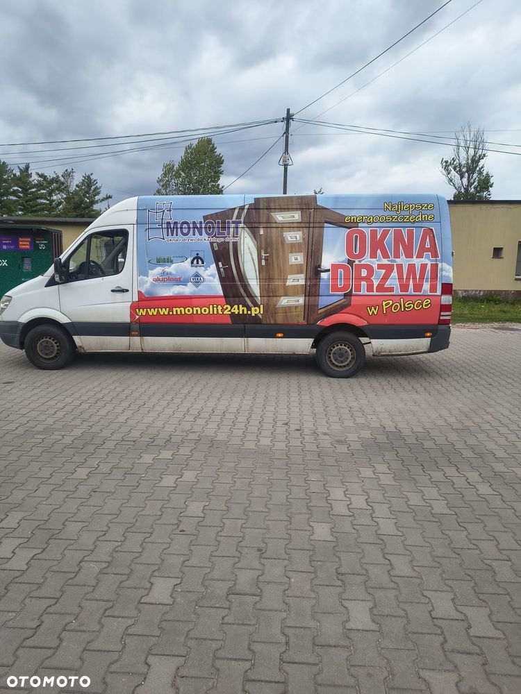 Mercedes-Benz Sprinter - 8