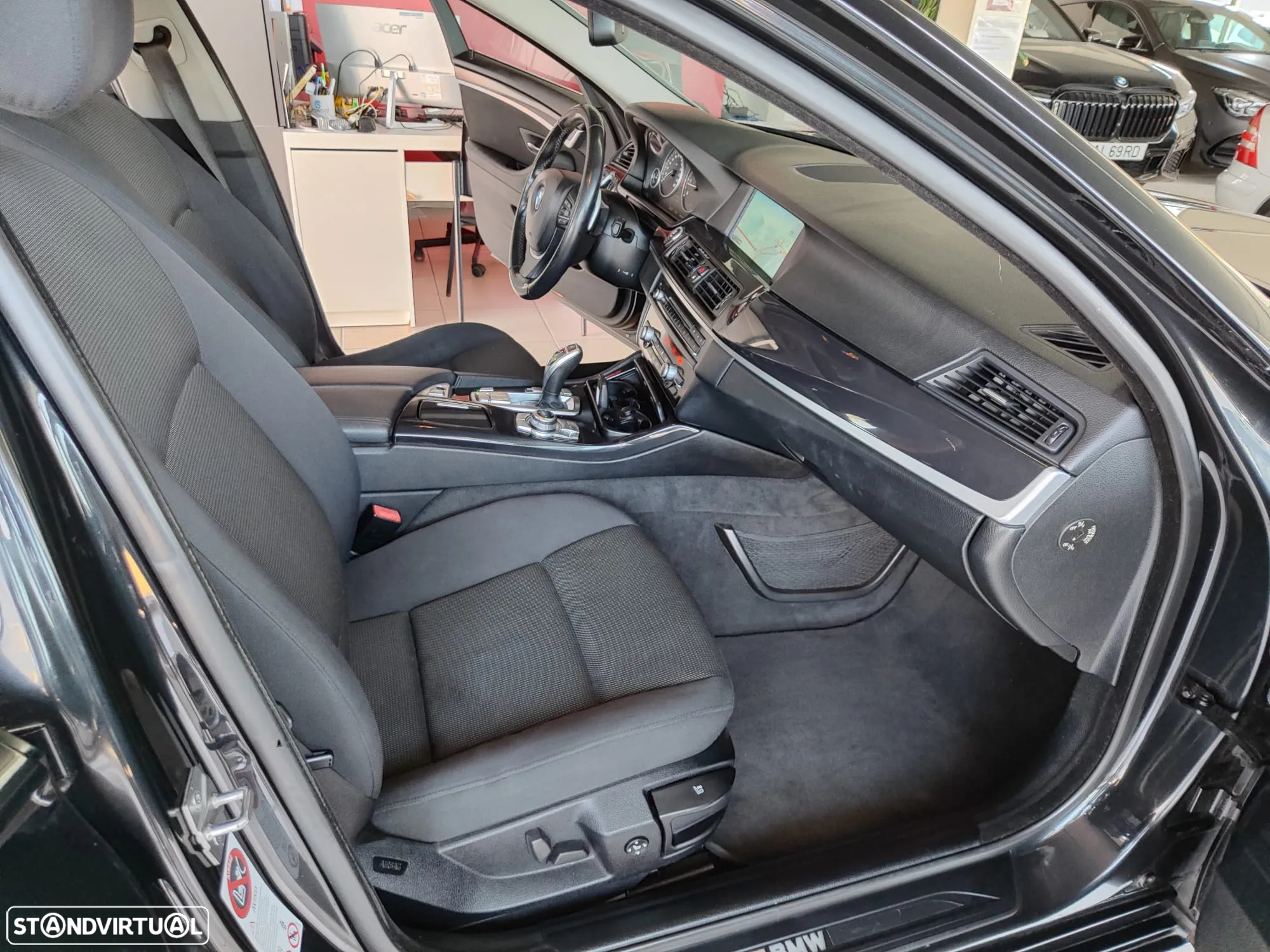 BMW 520 d Auto - 16