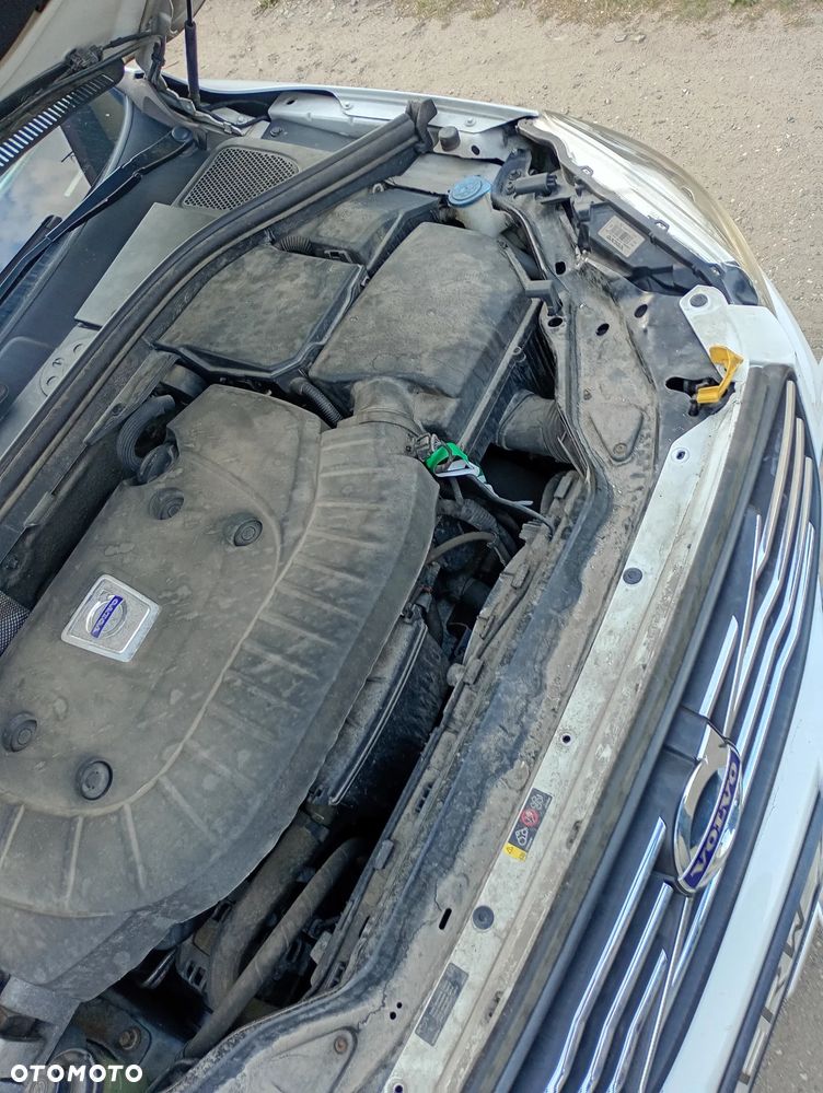 Volvo XC 60 2.4D AWD - 11