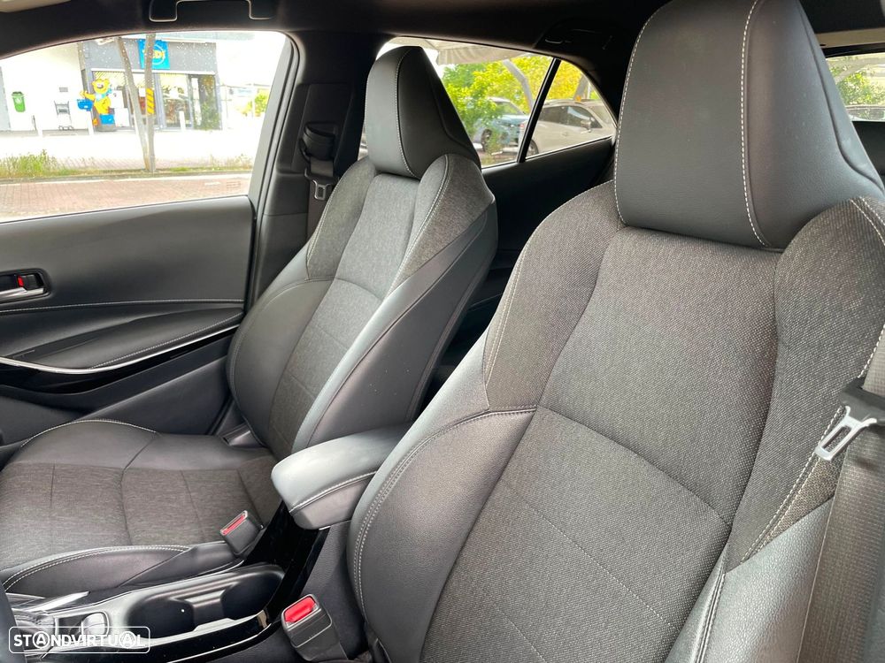 Toyota Corolla 1.8 Hybrid Comfort - 8