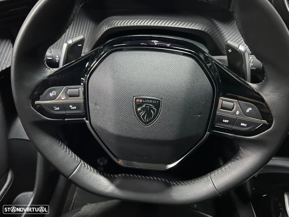 Peugeot 2008 1.2 Hybrid Allure e-DCS6 - 17