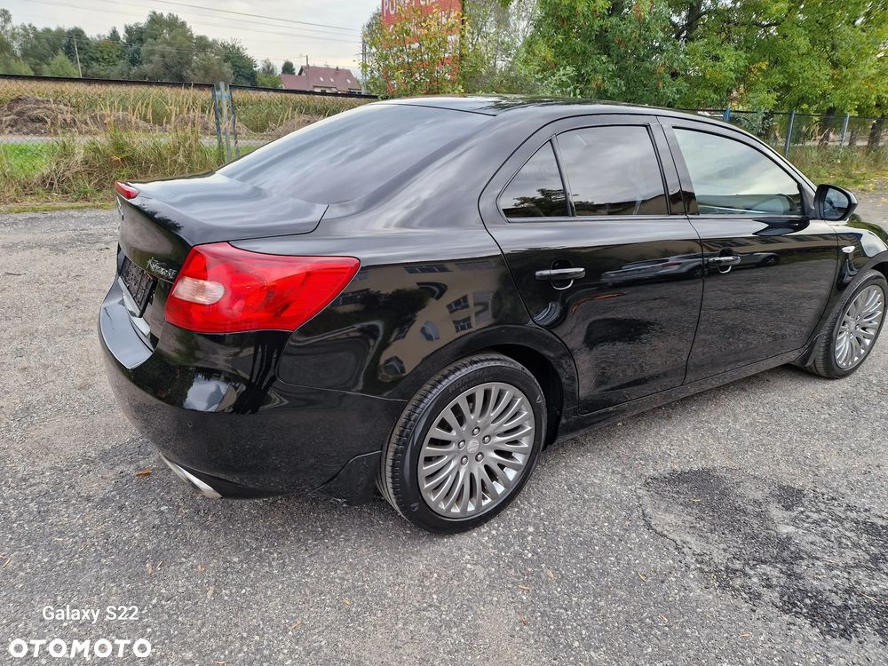 Suzuki Kizashi 2.4 Sport 4WD CVT - 8