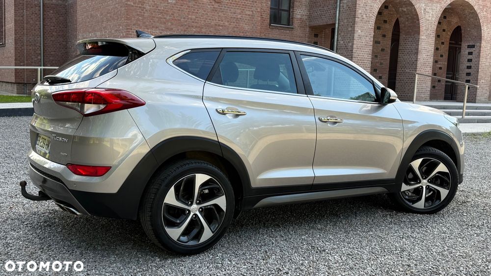 Hyundai Tucson 2.0 CRDi 4WD Intro Edition - 4
