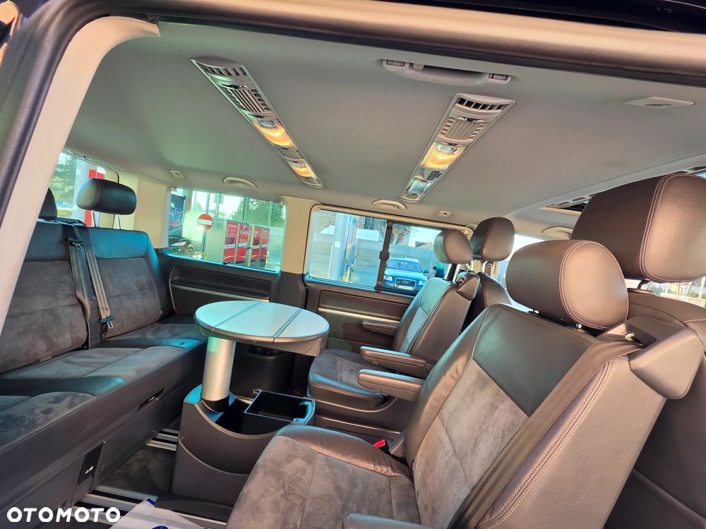 Volkswagen Multivan - 29