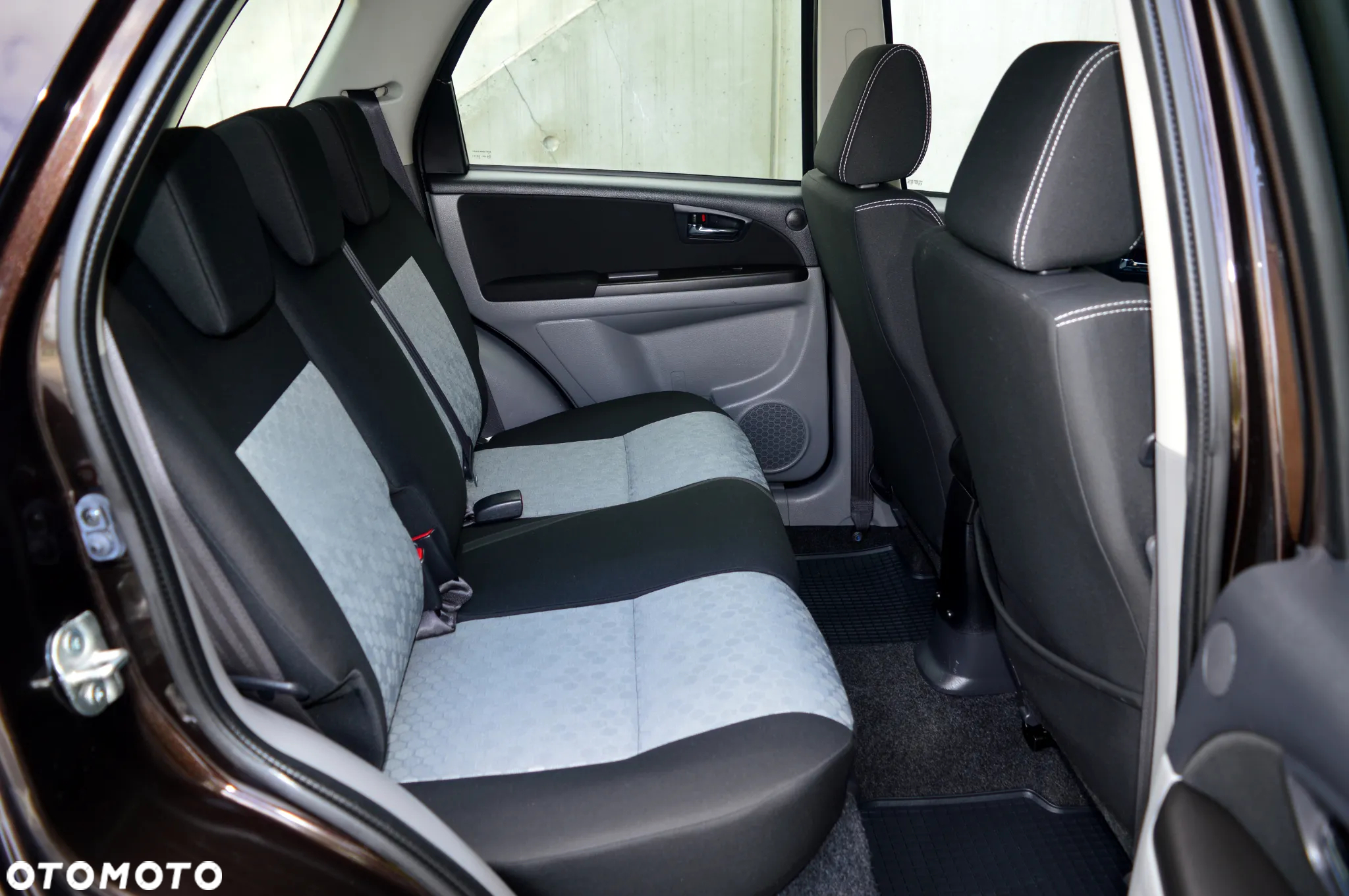 Suzuki SX4 - 11