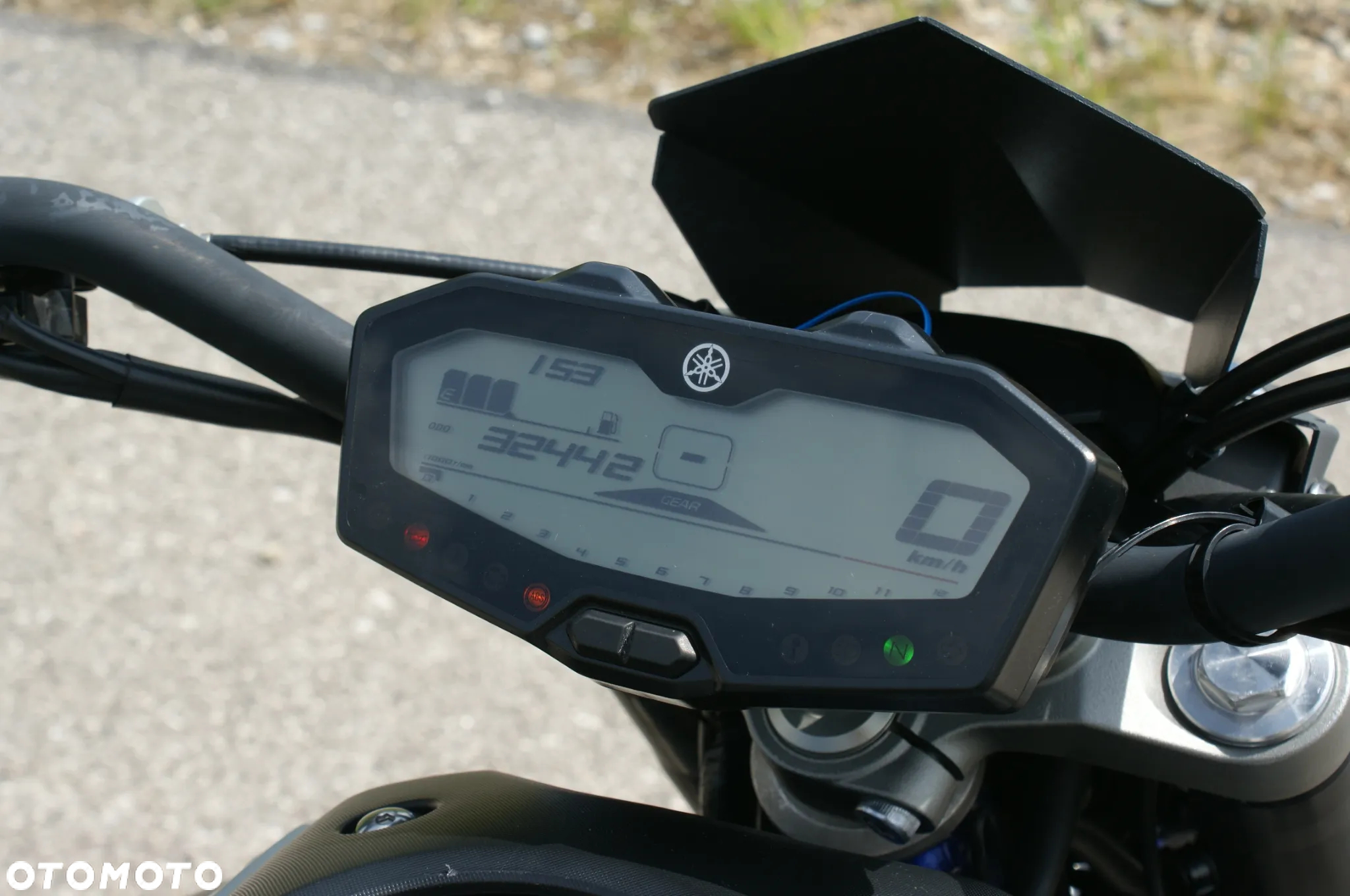 Yamaha MT - 12