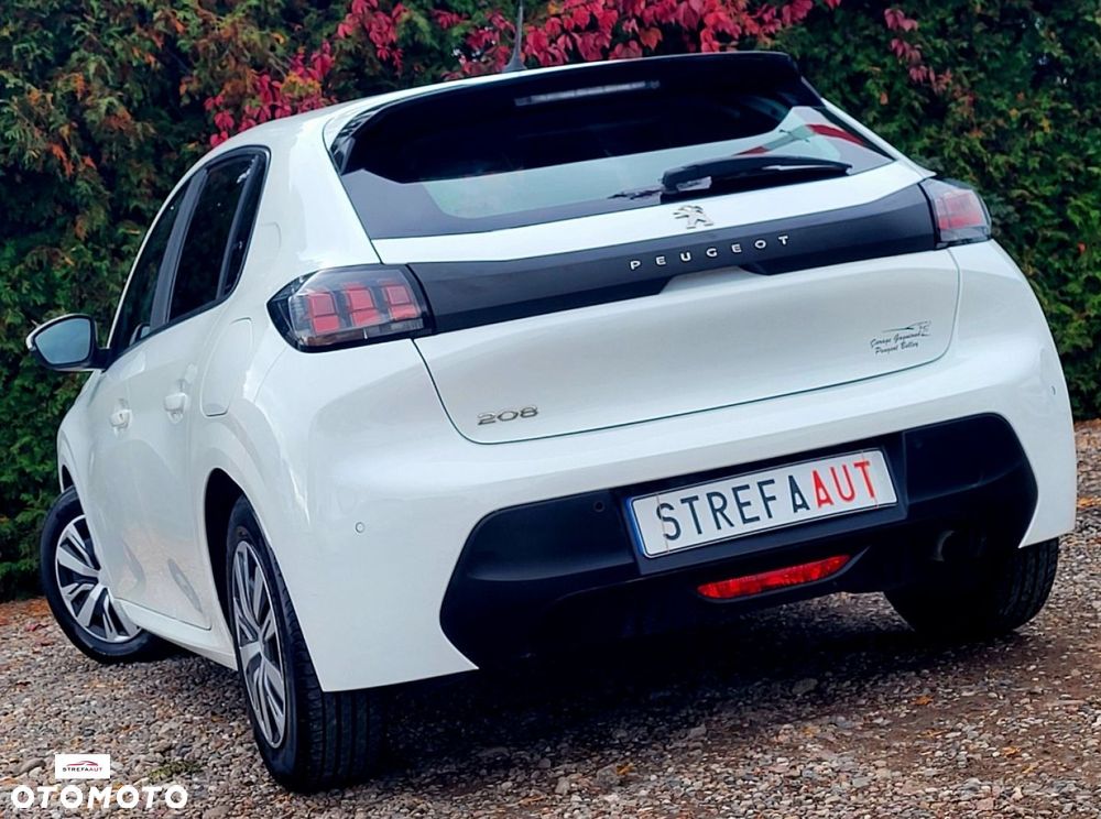 Peugeot 208 - 22