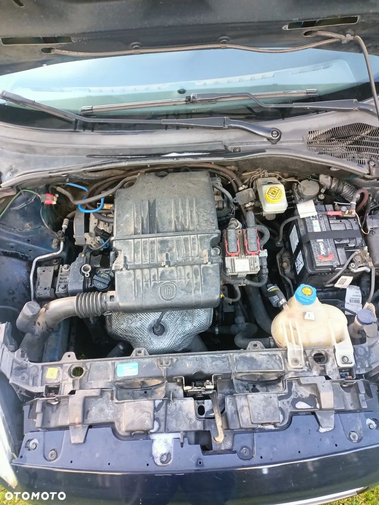 Fiat Grande Punto 1.4 8V - 15