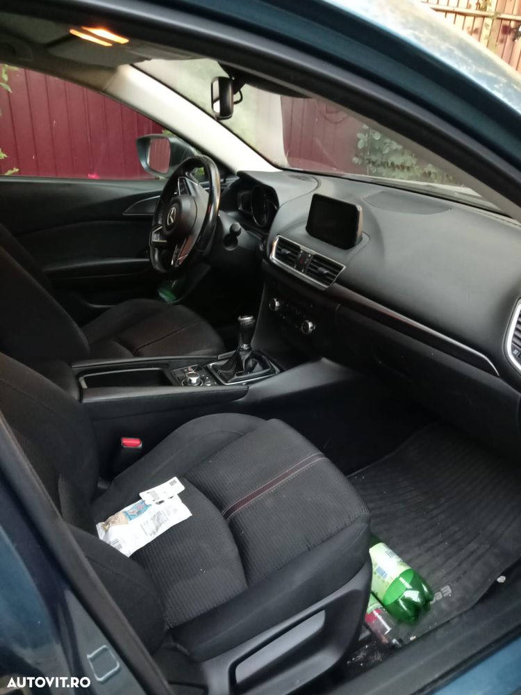 Mazda 3 G120 Revolution Top - 2