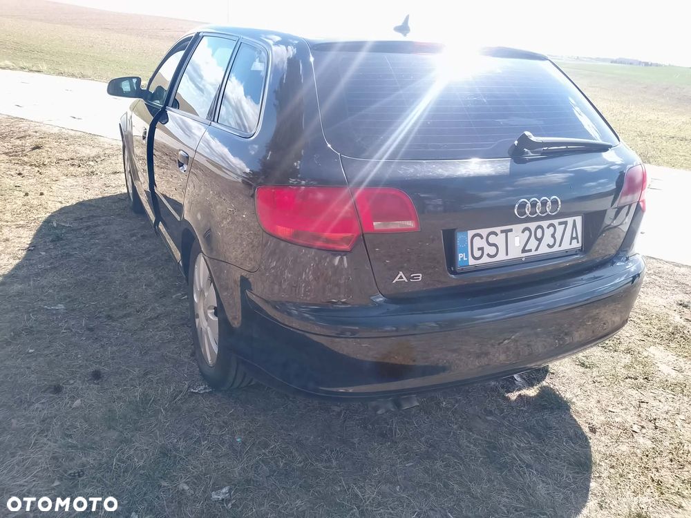 Audi A3 Sportback 2.0 TDI DPF Ambition - 2