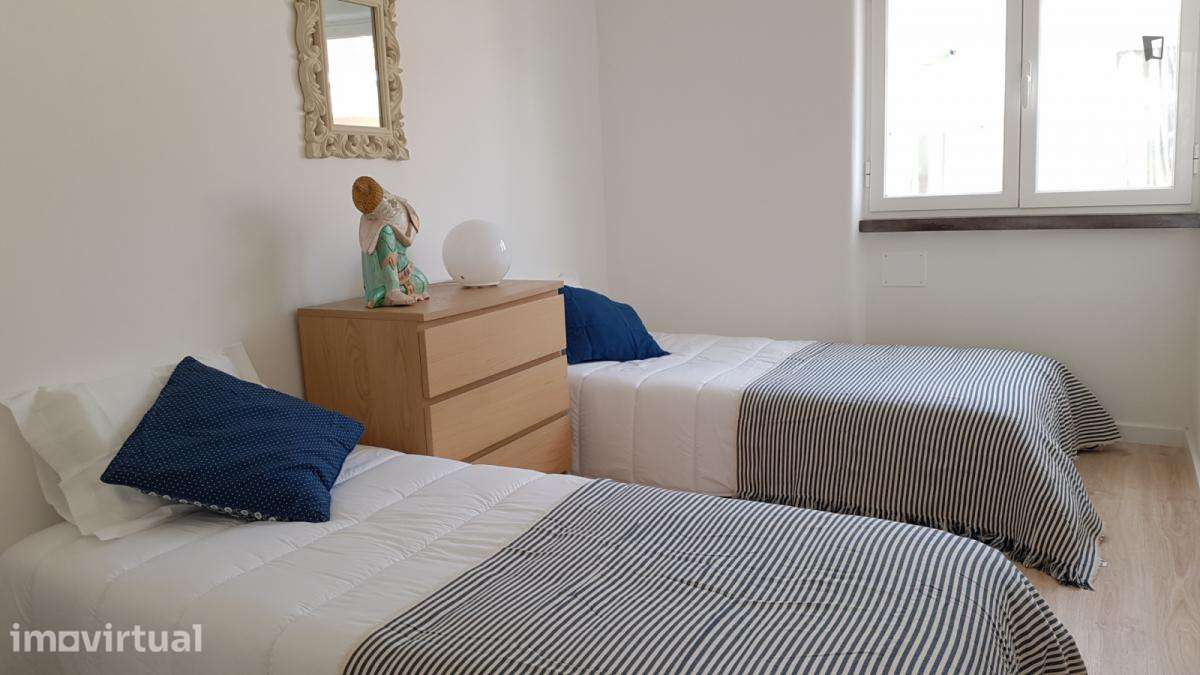 Apartamento com 2 quartos - localizado em Amadora Lisbon - Grande imagem: 2/12