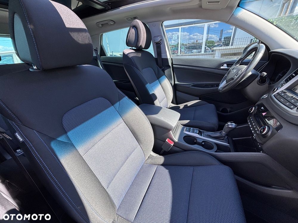 Hyundai Tucson blue 1.7 CRDi 2WD DCT Premium - 24