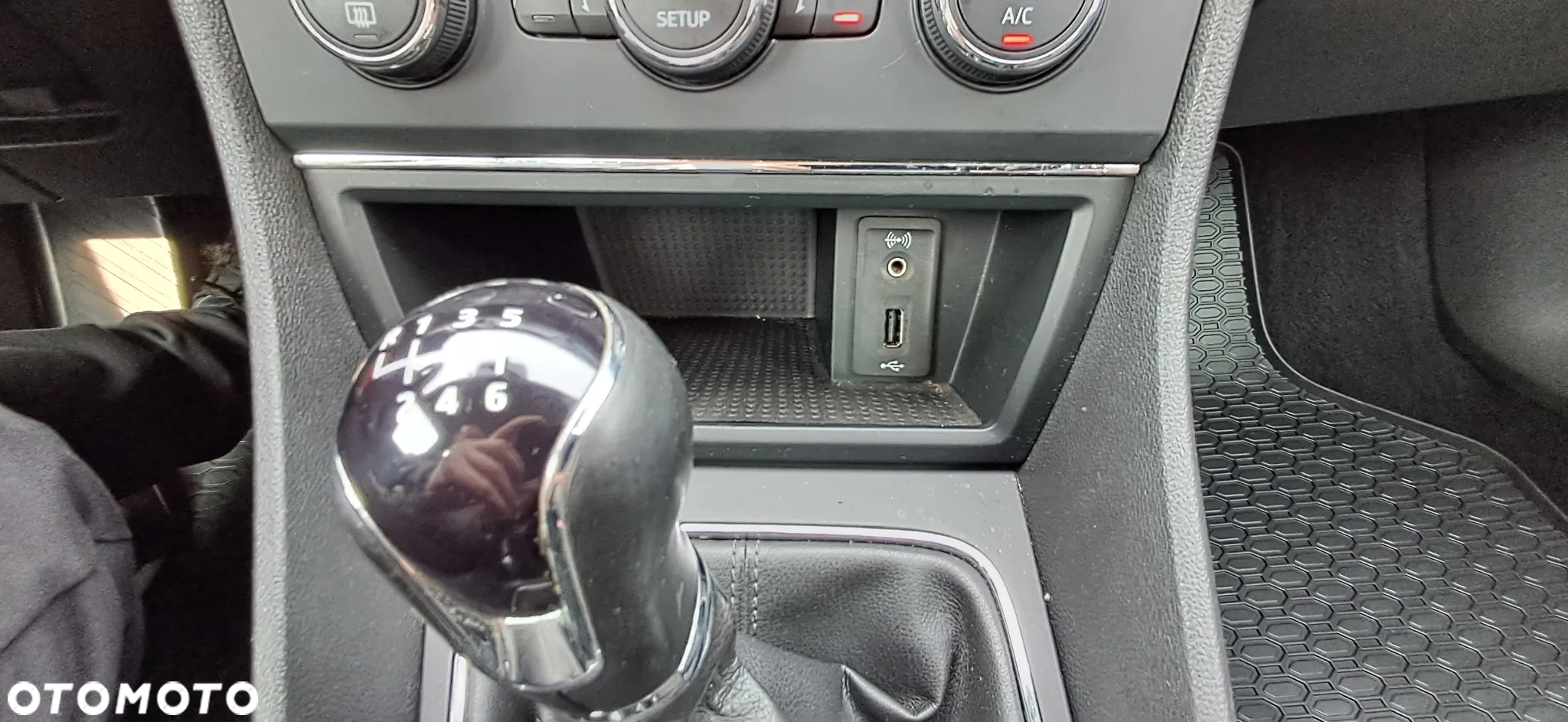 Seat Leon 1.6 TDI Style - 16