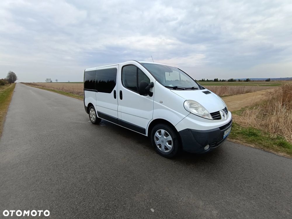 Renault Trafic - 1
