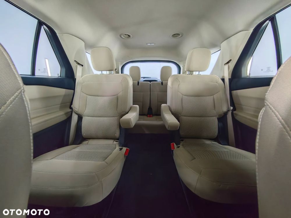 Ford Explorer EcoBoost Plug-in Hybrid PLATINUM - 37