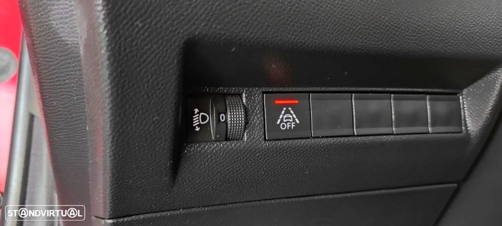 Peugeot 208 1.2 PureTech Active - 47