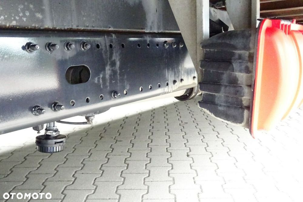 MAN TGL 12.220 Euro 6 kontener 18p 334 tys.km Sprowadzony - 40