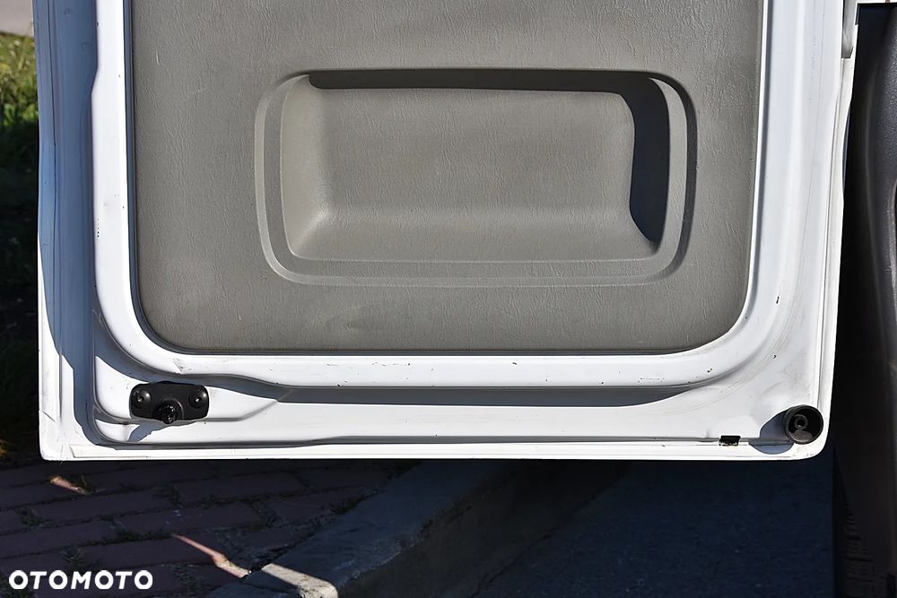 Opel Vivaro - 27