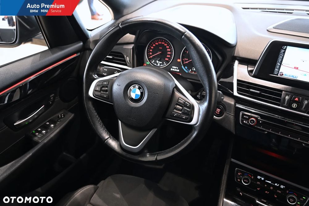 BMW Seria 2 218d - 18