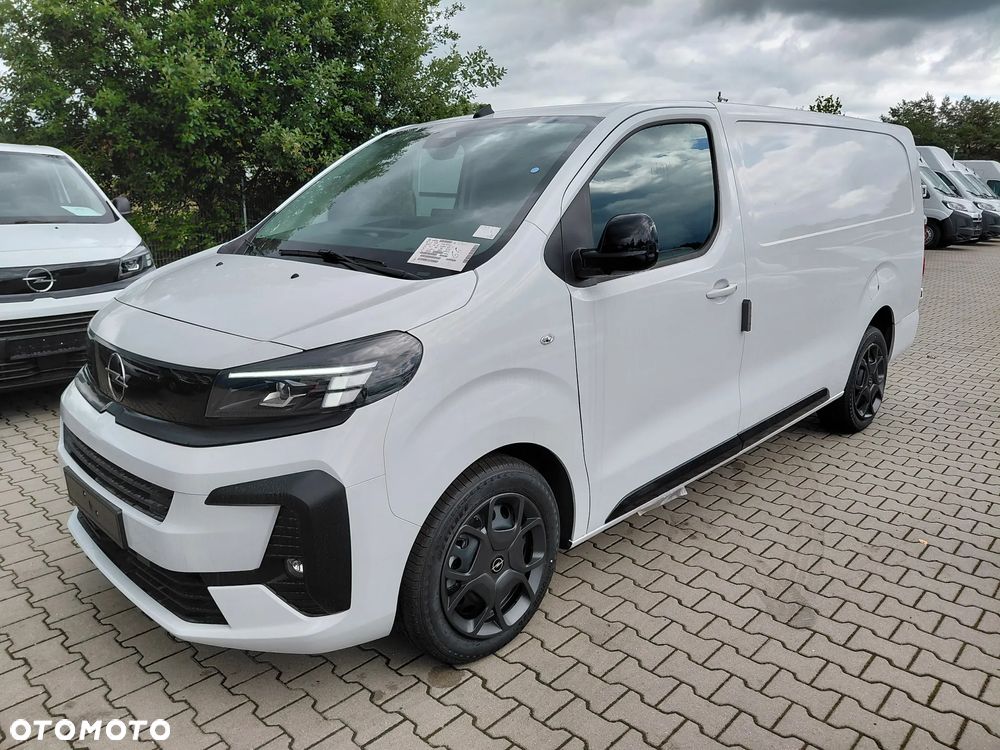 Opel Vivaro Furgon XL Diesel 2.2 150 KM  2,49t bez tachografu - 5