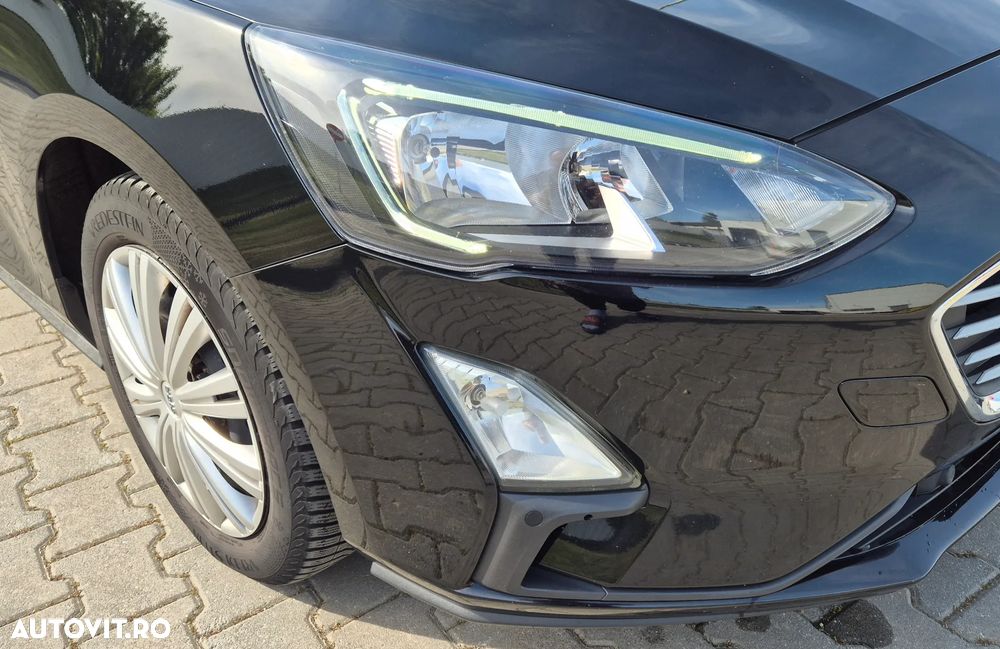 Ford Focus 1.5 EcoBlue Start-Stopp-System TITANIUM X - 14