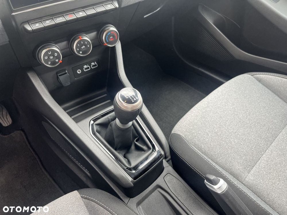 Renault Clio - 15