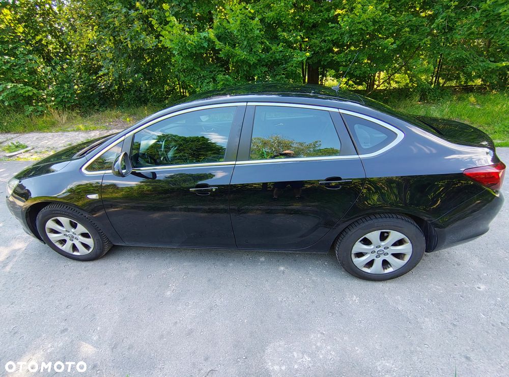 Opel Astra 1.4 T EU6 - 8