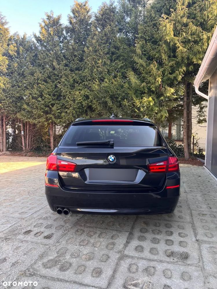 BMW Seria 5 525d - 5
