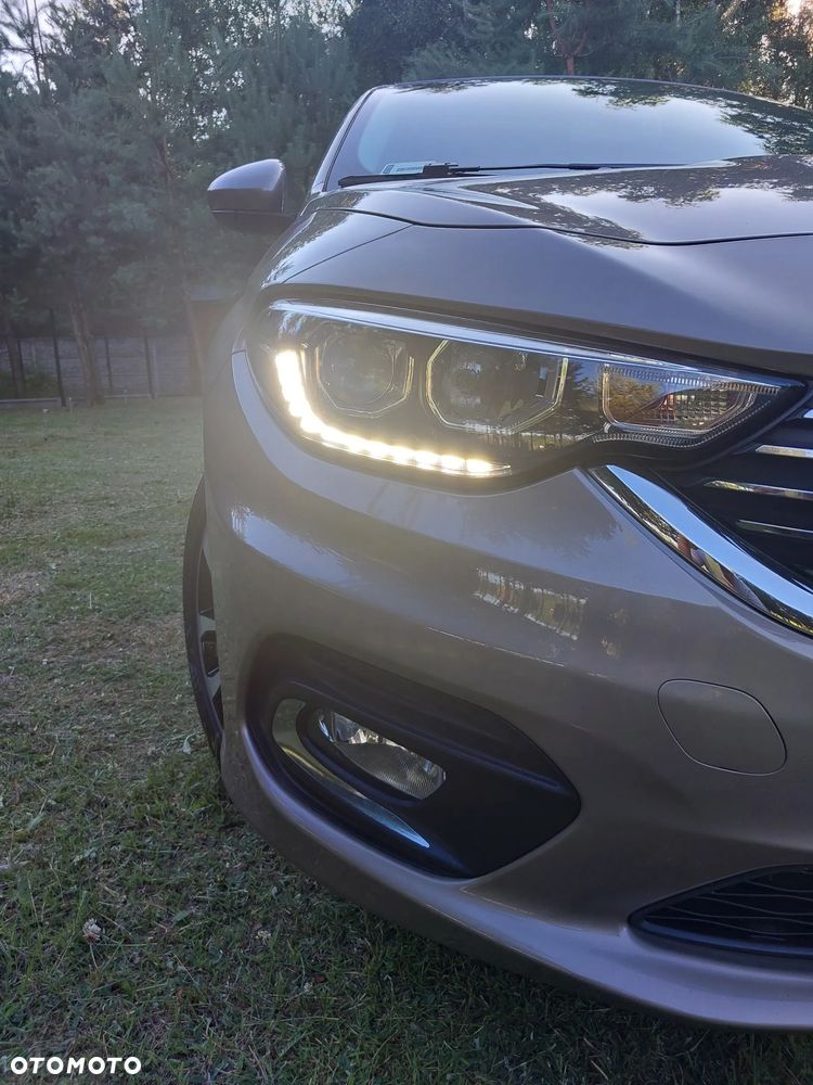 Fiat Tipo 1.4 16v Lounge EU6d - 2