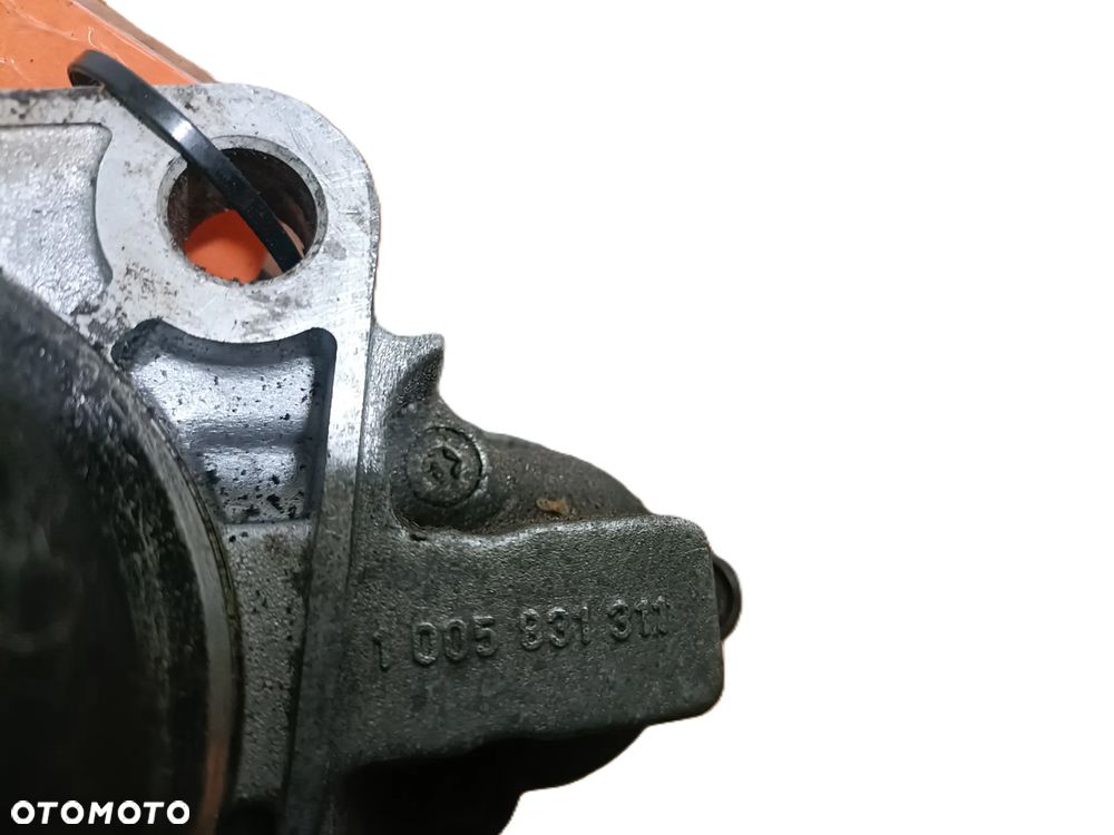 VOLKSWAGEN GOLF V 5 03-09 r. 1,9 TDI rozrusznik BOSCH 1005831311 + - 5