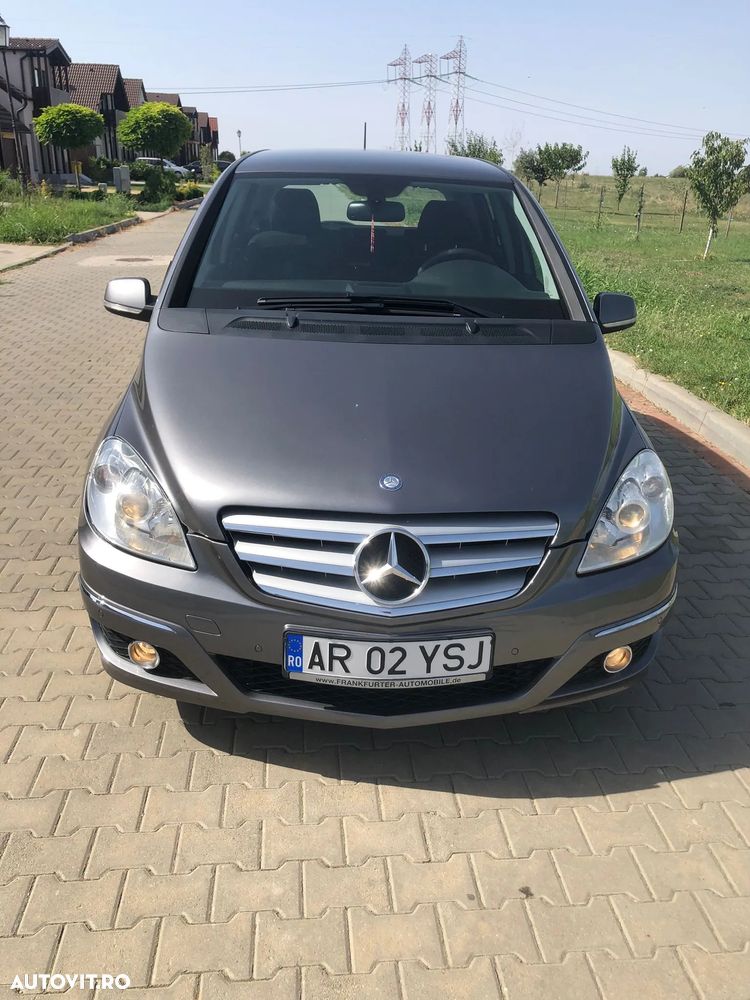 Mercedes-Benz B 180 BlueEFFICIENCY - 11