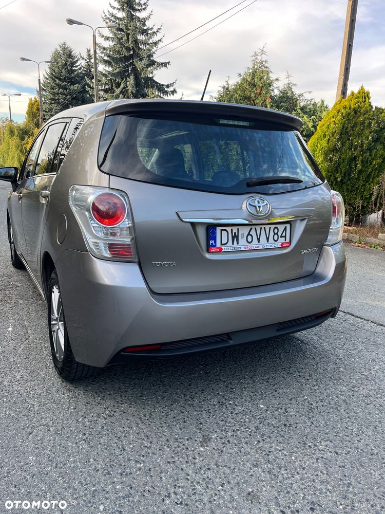 Toyota Verso 1.6 D-4D Prestige 7os - 18