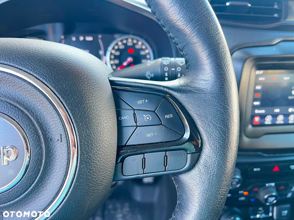 Jeep Renegade - 13